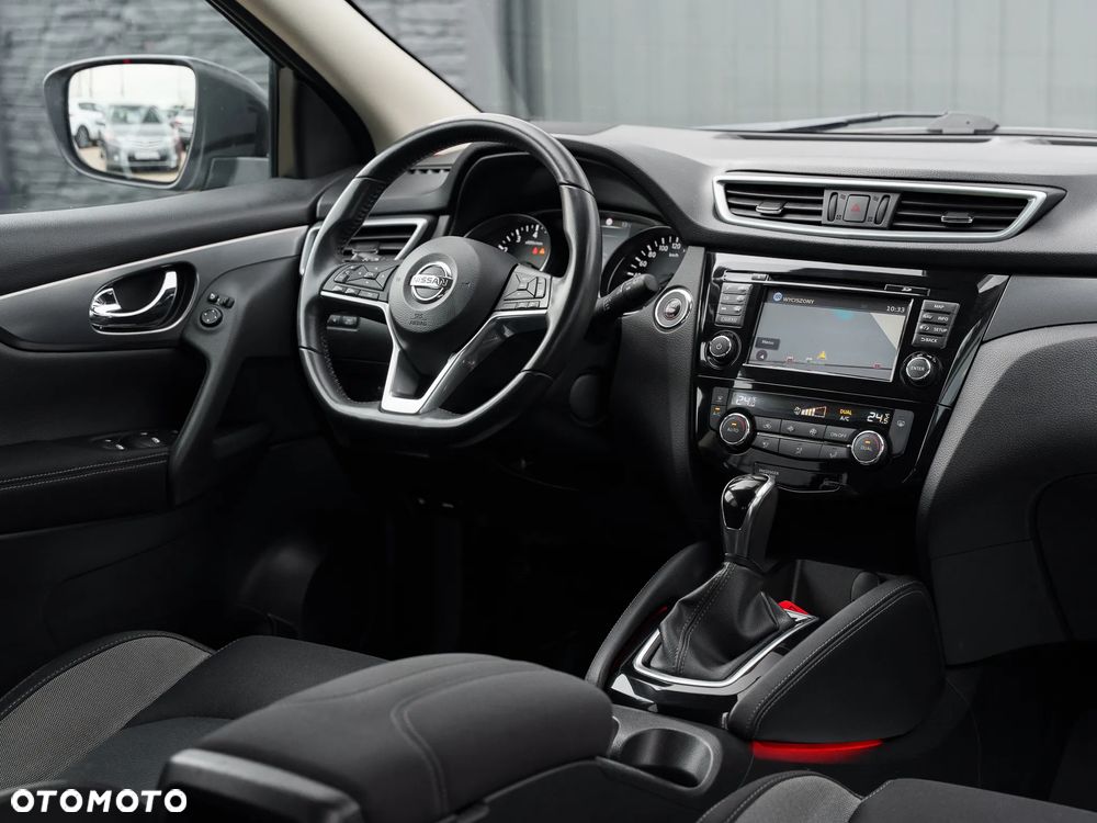 Nissan Qashqai 1.2 DIG-T N-Connecta Xtronic - 21