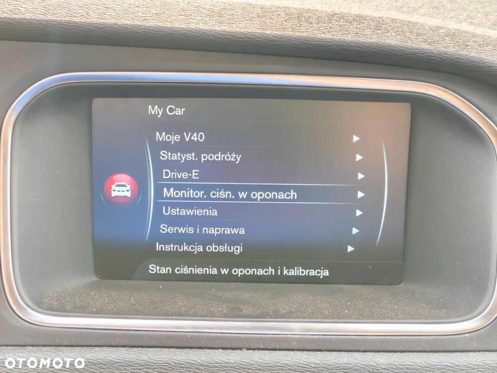 Volvo V40 - 18