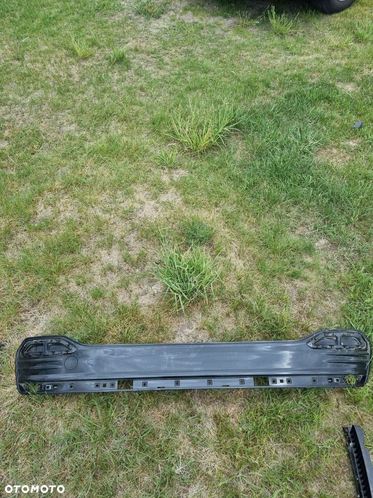 VW TAIGO 2G7 R LINE R-line LISTWA kratka DOKŁADKA ZDERZAKA TYŁ 2G7807837