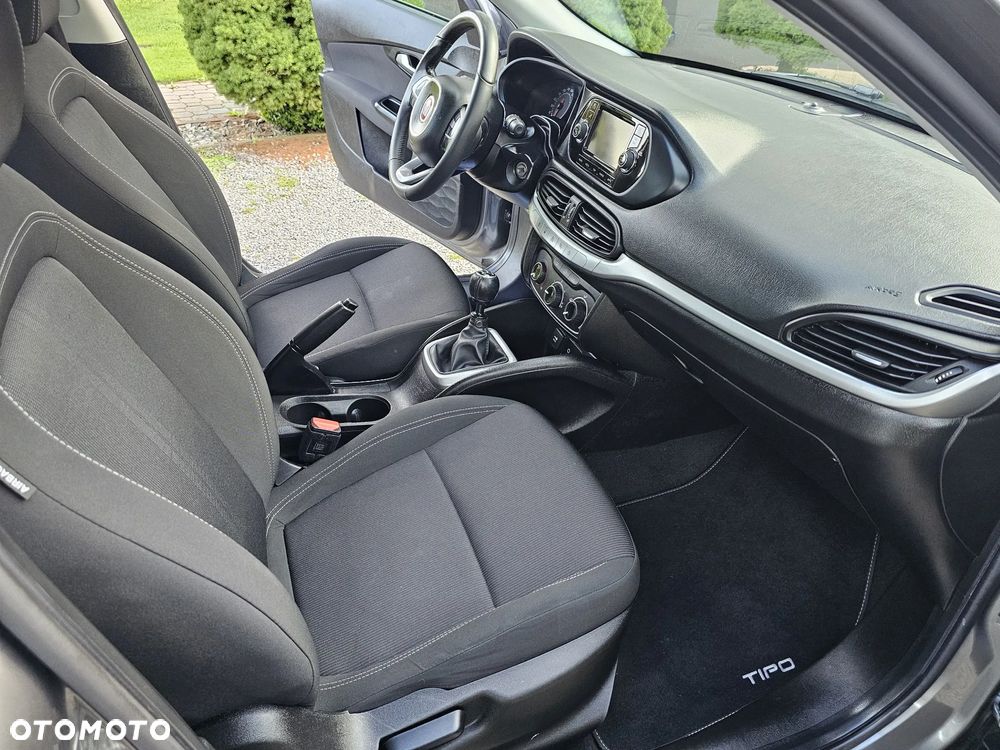 Fiat Tipo - 18