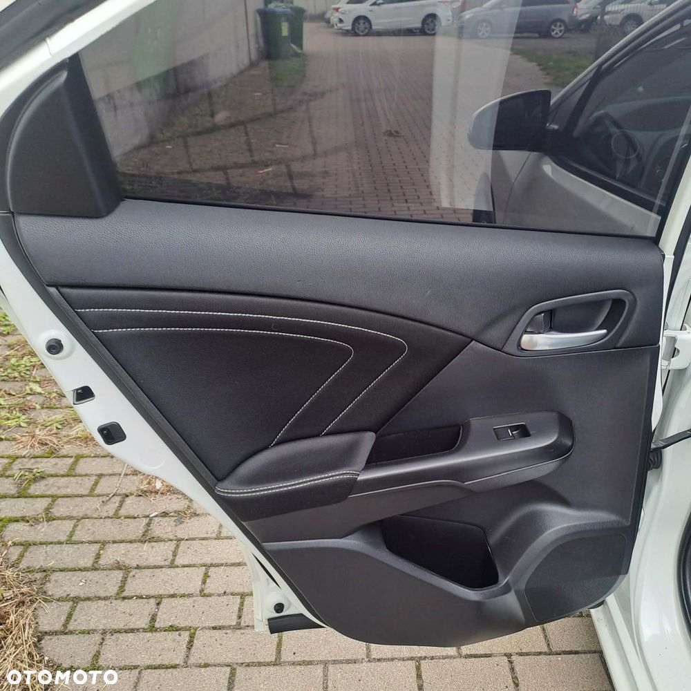 Honda Civic 1.6 i-DTEC Comfort - 11