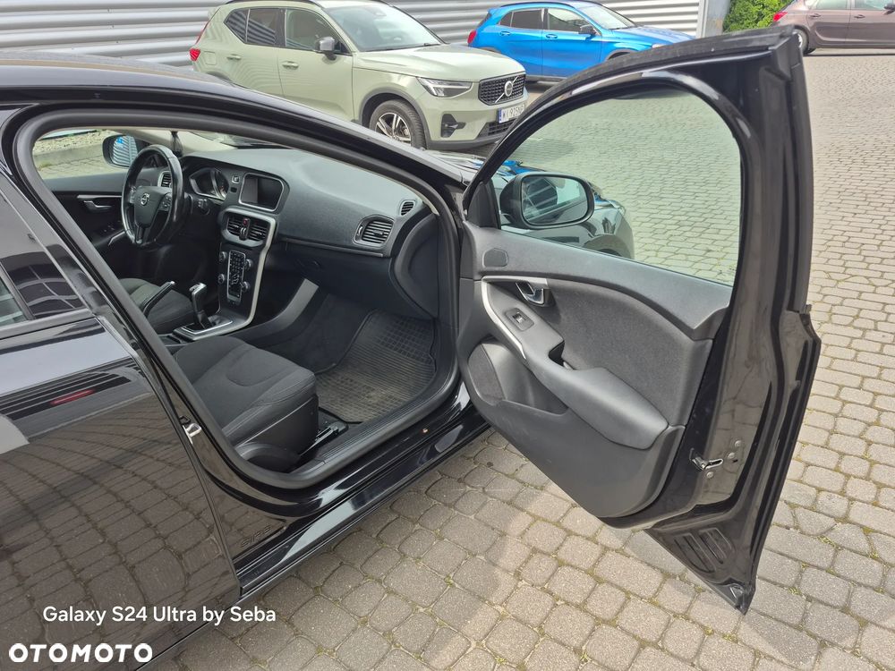 Volvo V40 D2 Inscription - 25