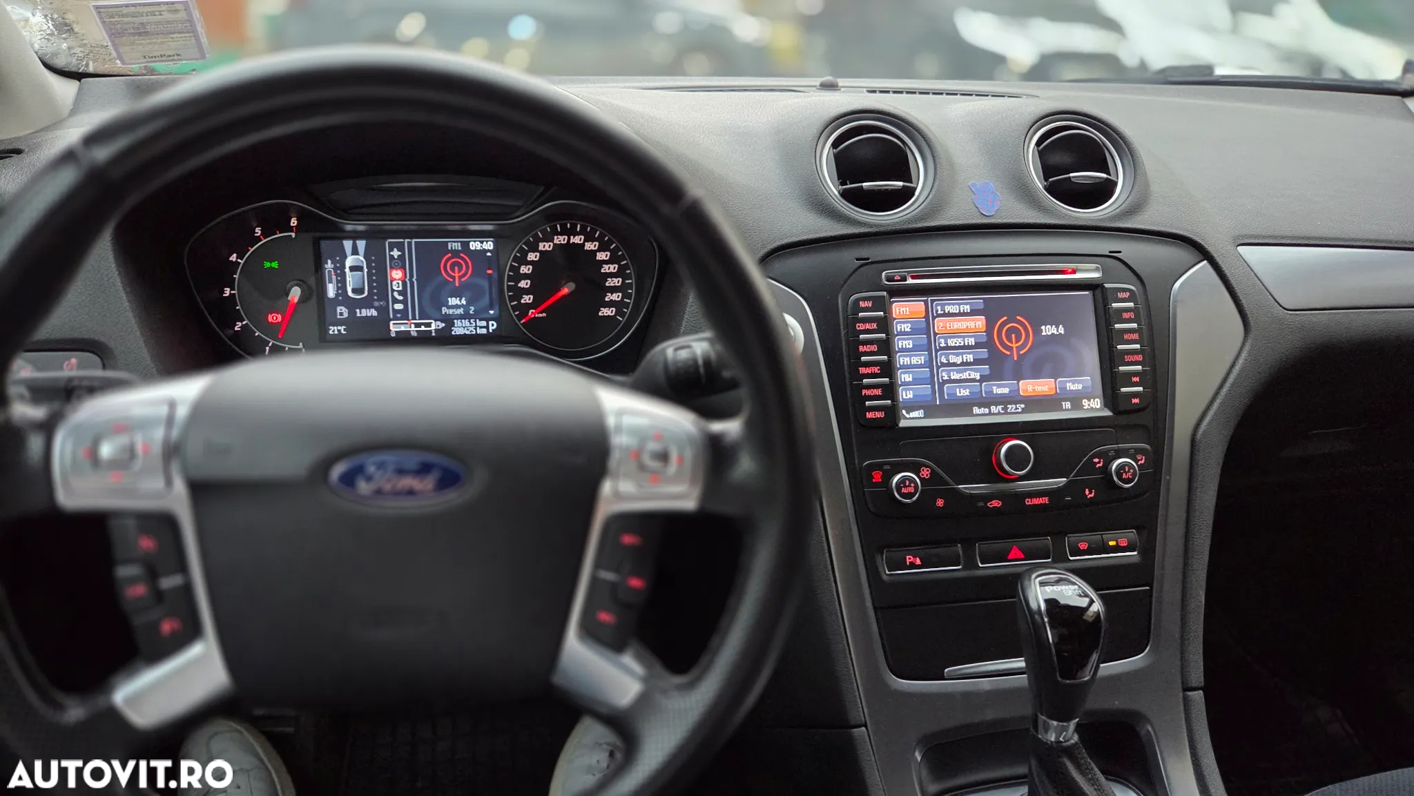 Ford Mondeo 2.0 TDCi Powershift Business Class - 25
