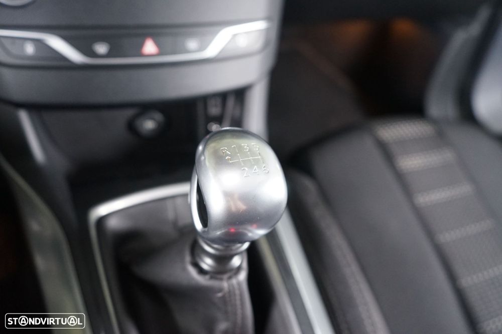 Peugeot 308 1.6 e-HDi Allure - 24