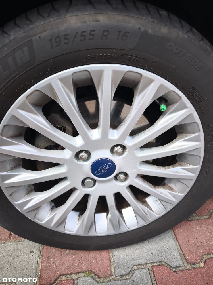 Ford B-MAX 1.6 TDCi Titanium - 17