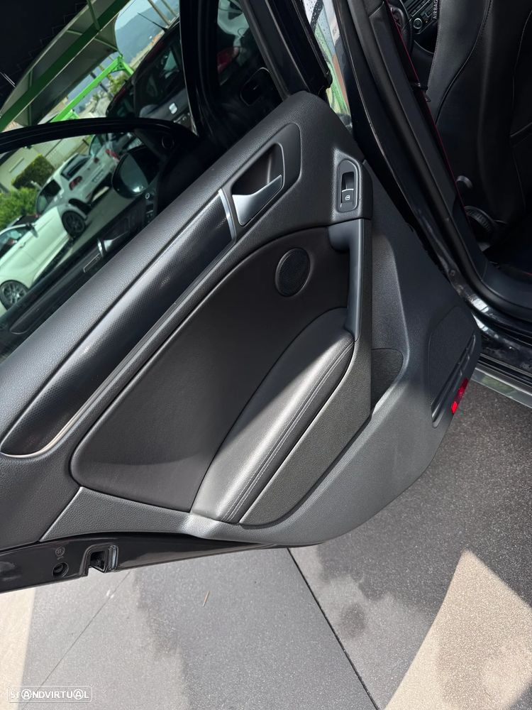 VW Golf 2.0 TSi GTI EDITION 35 DSG - 30