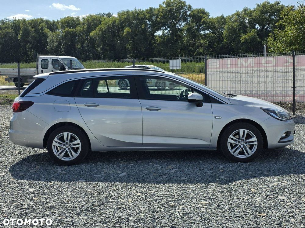 Opel Astra - 9