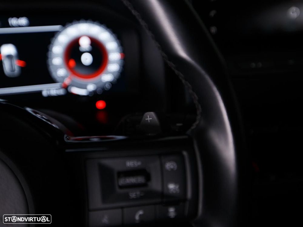 Nissan Qashqai 1.3 DIG-T Acenta Xtronic - 16