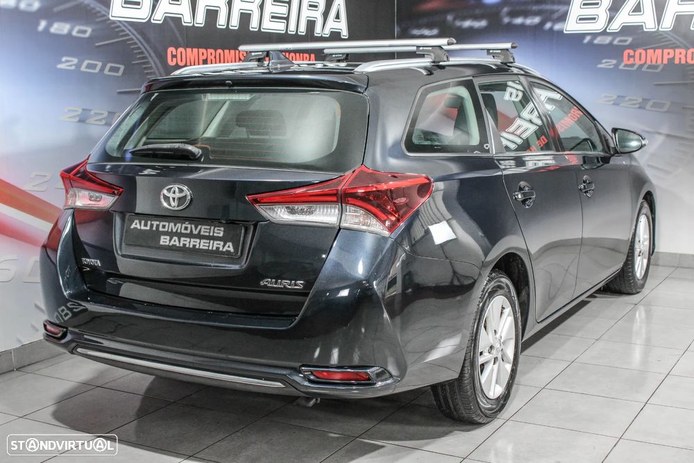 Toyota Auris Touring Sports 1.4 D-4D Comfort - 10