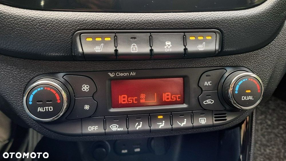 Kia Ceed - 14