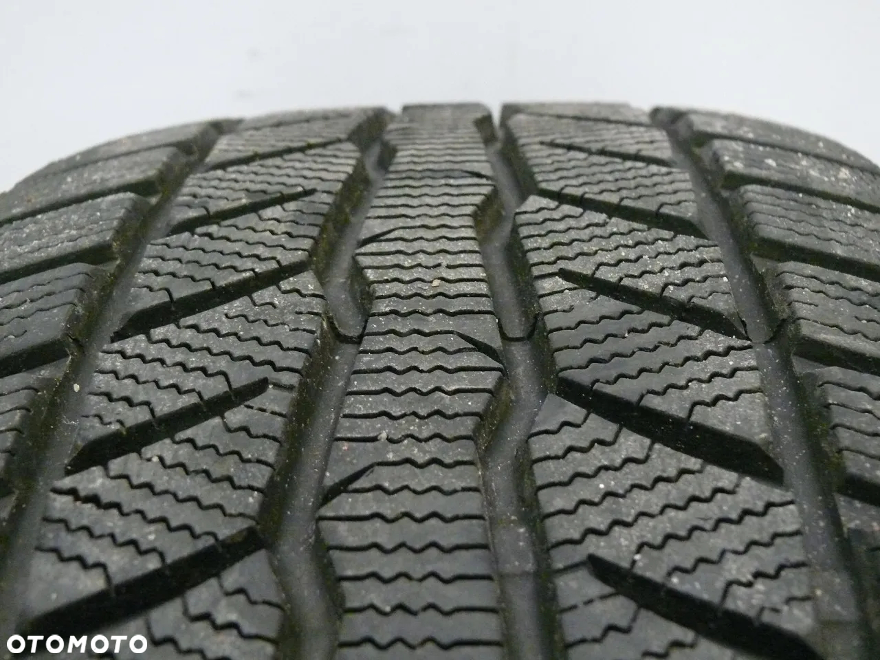 KOŁA FELGI STALOWE 4 SZTUKI  ZIMOWE OPONY TOYOTA HILUX 17" - 8