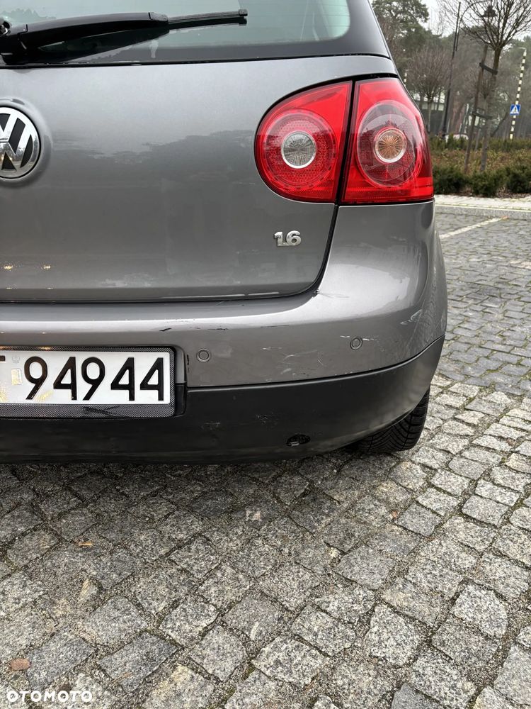 Volkswagen Golf 1.6 Comfortline - 10