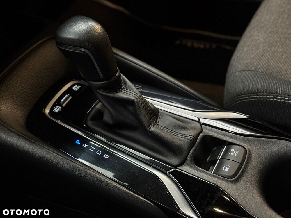 Toyota Corolla 1.8 Hybrid Comfort - 33