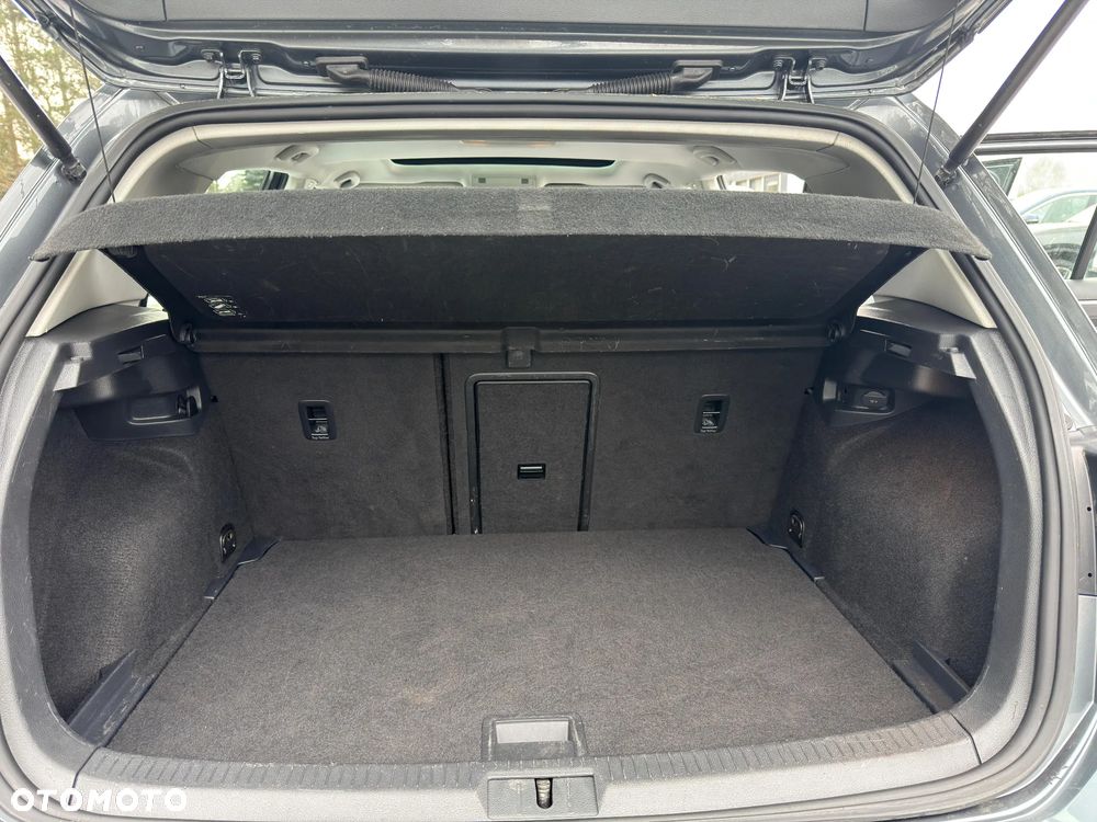 Volkswagen Golf - 15