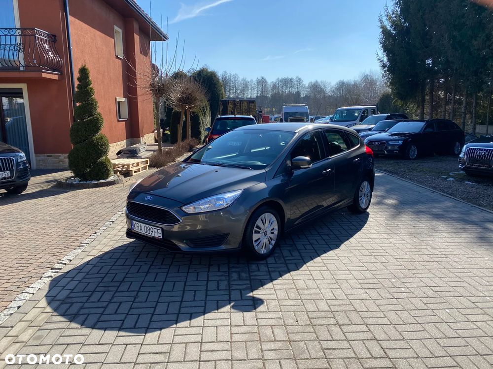 Ford Focus - 1