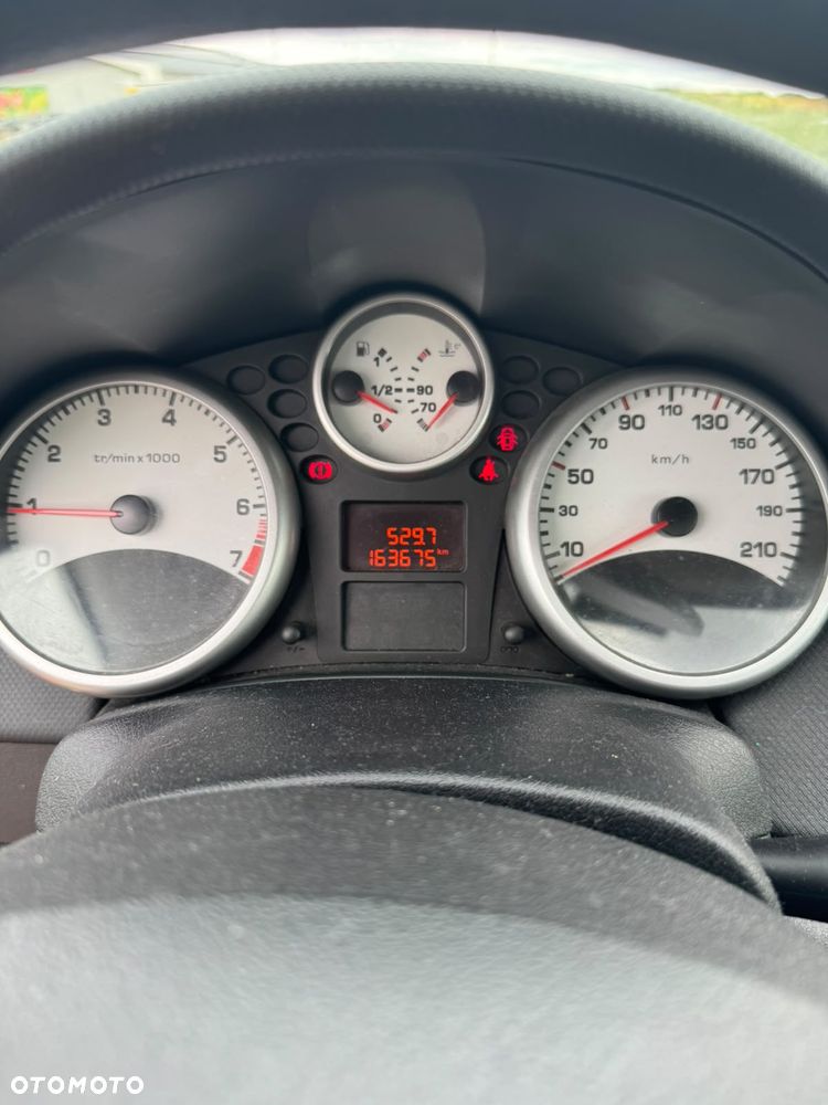 Peugeot 207 1.4 Presence - 25