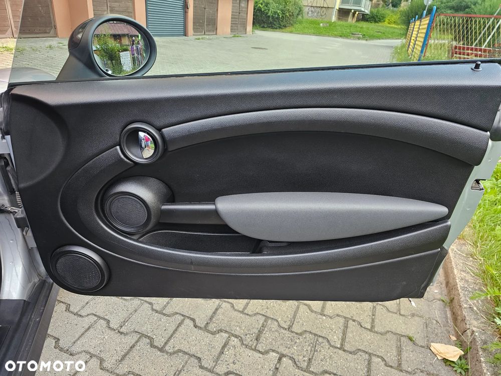 MINI Clubman Cooper D - 18