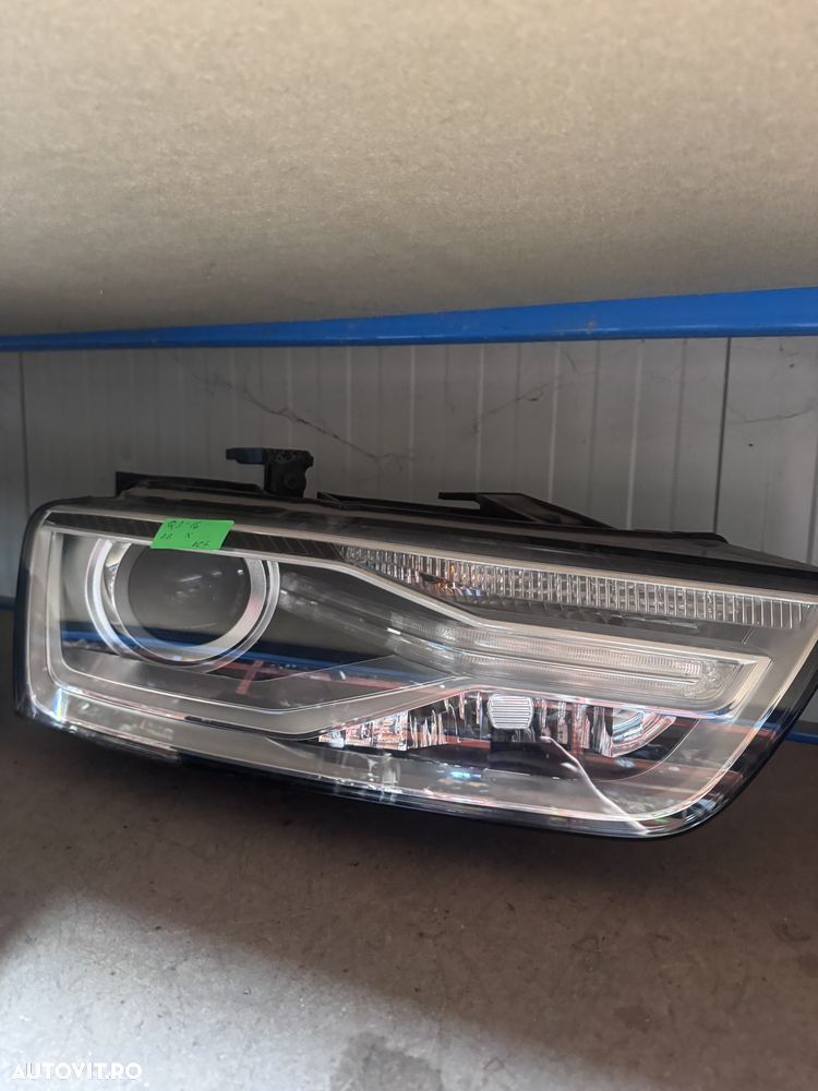Far / faruri dreapta audi q3 2016 8u0941006c - 2