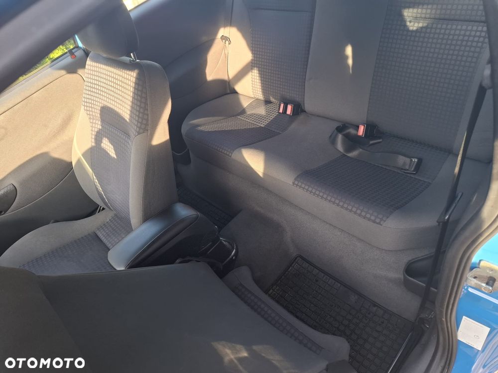 Opel Corsa - 11