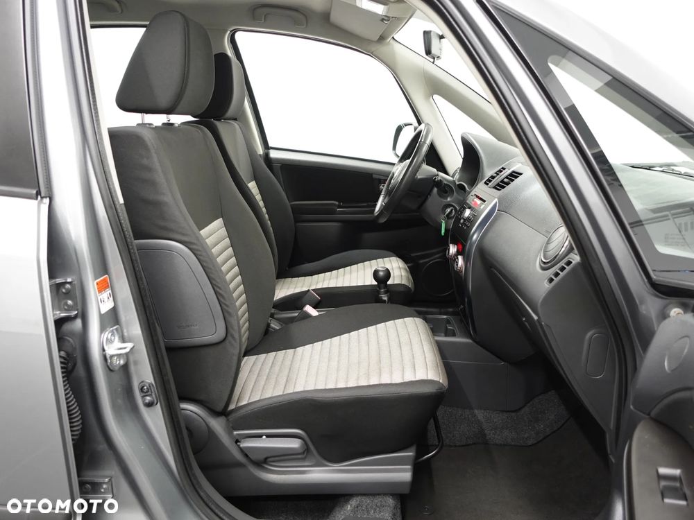 Fiat Sedici 1.6 16V 4x2 Emotion - 29