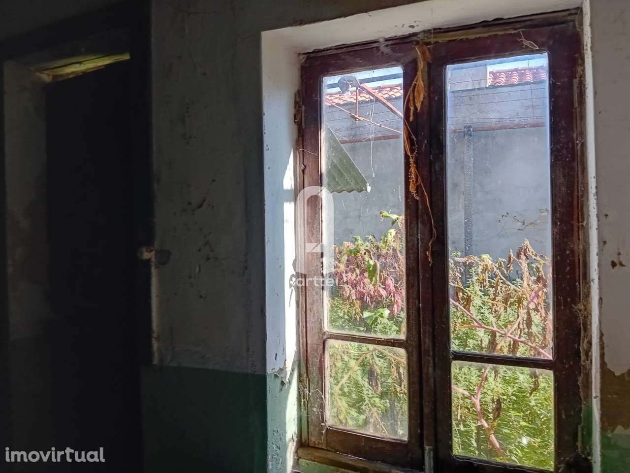 Moradia para Restaurar T3 Venda em Esgueira,Aveiro - Grande imagem: 2/15