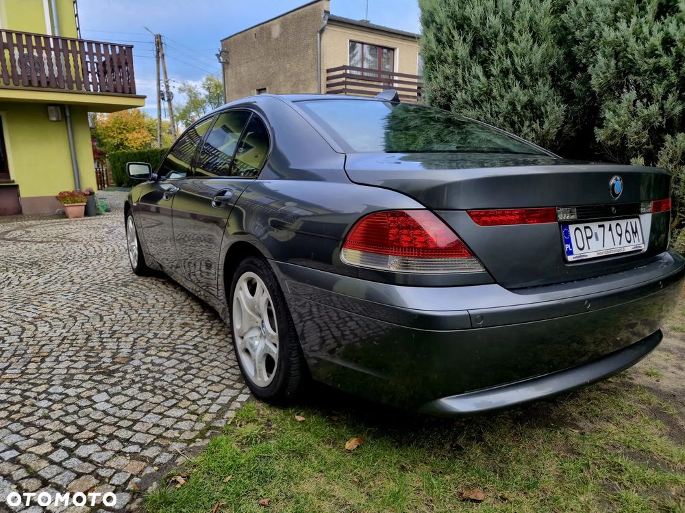 BMW Seria 7 2004 photo 4