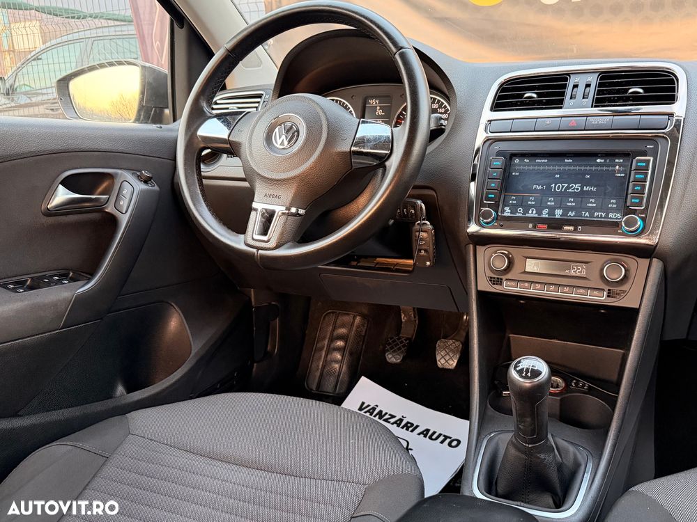 Volkswagen Polo 1.6 TDI Comfortline - 5