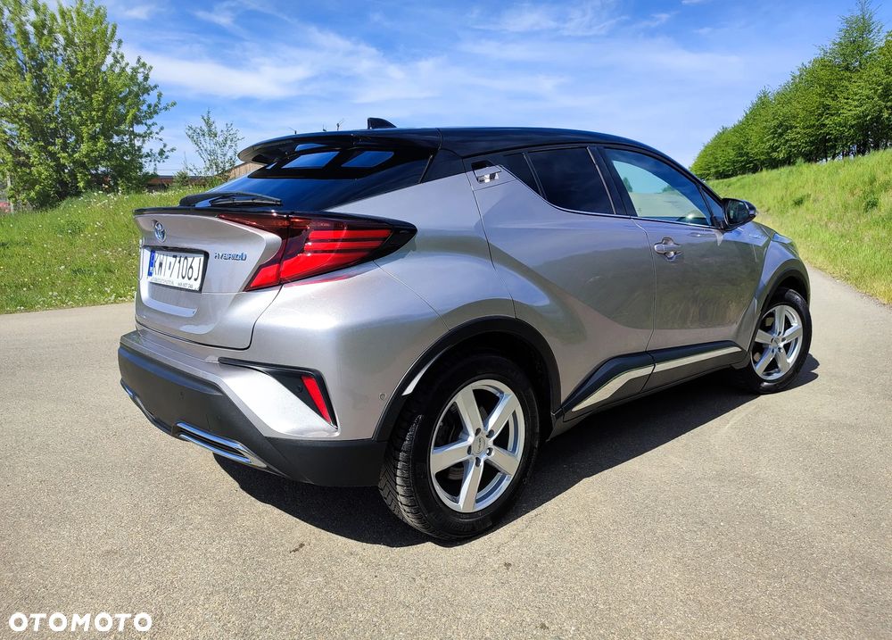 Toyota C-HR 2.0 Hybrid Executive - 18