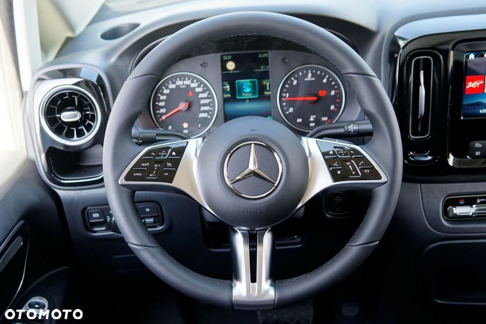 Mercedes-Benz VITO - 14
