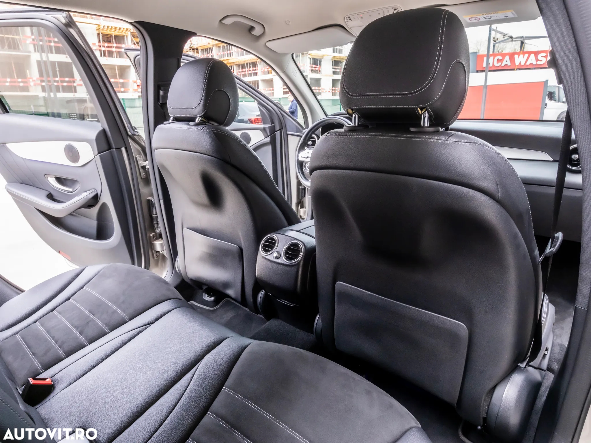 Mercedes-Benz GLC 200 d 4Matic 9G-TRONIC AMG Line - 14