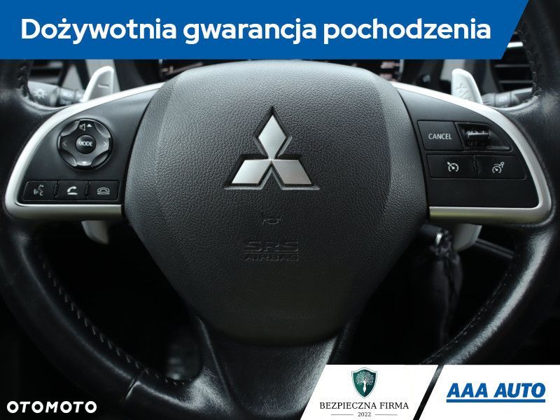 Mitsubishi Outlander - 21