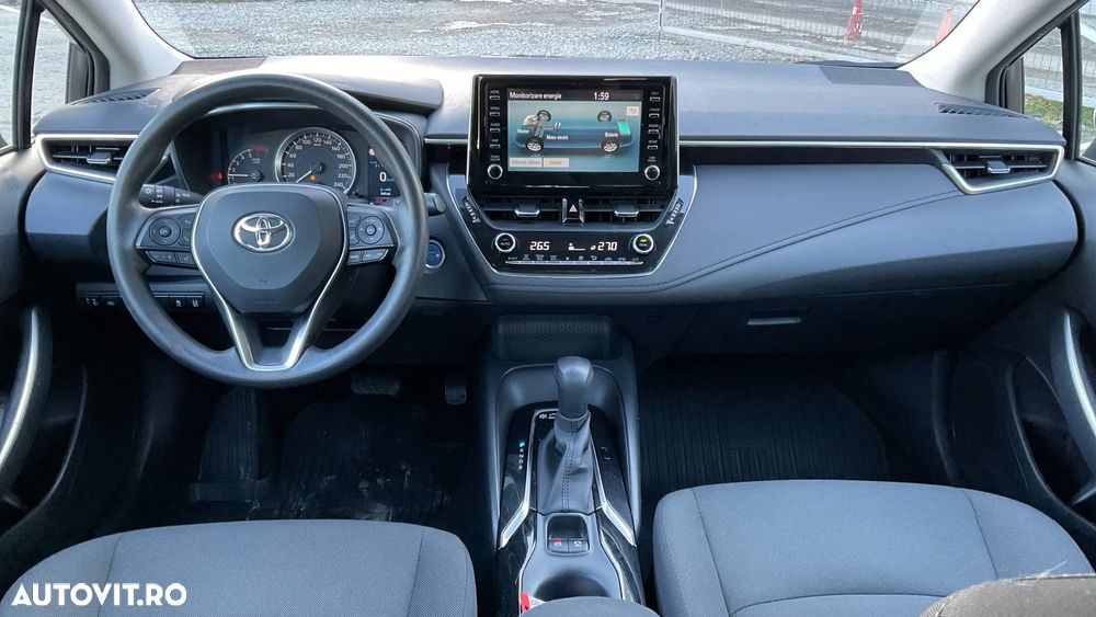 Toyota Corolla Sedan 1.8 HSD Business - 6