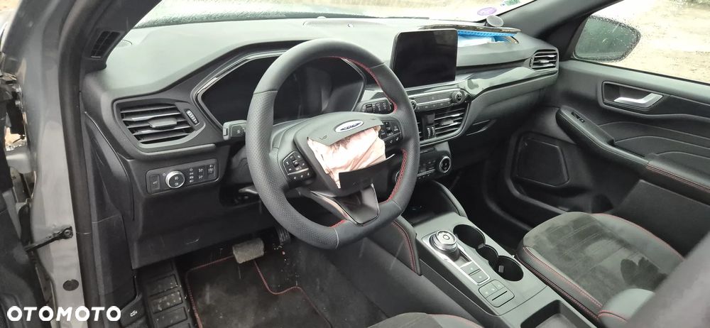 Ford Kuga 2.5 Duratec FHEV ST-LINE - 29