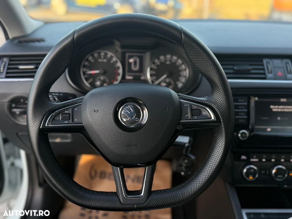 Skoda Octavia - 12