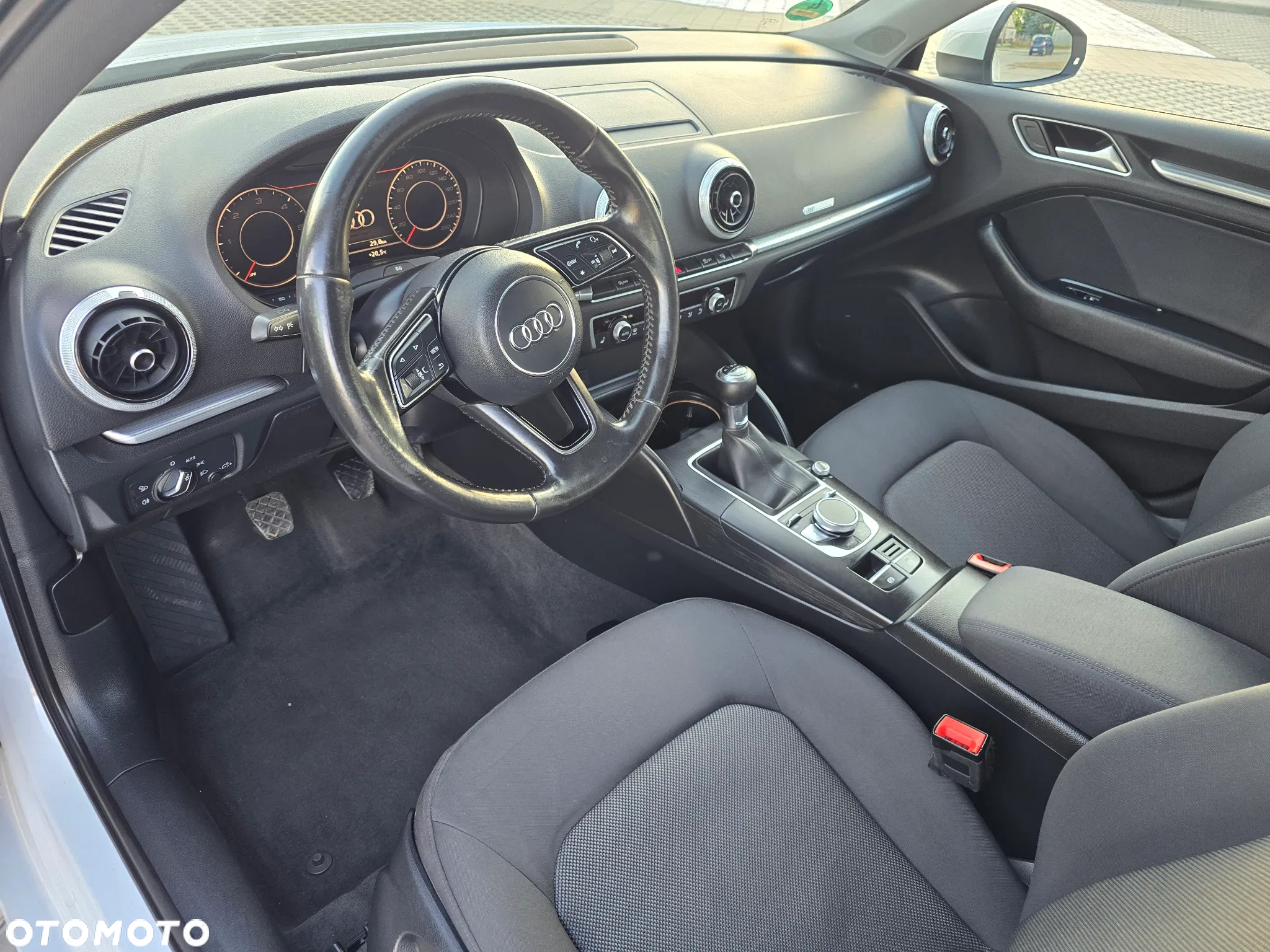 Audi A3 2.0 TDI Ambiente - 16