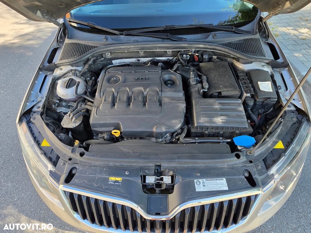 Skoda Octavia 1.6 TDI Style - 6