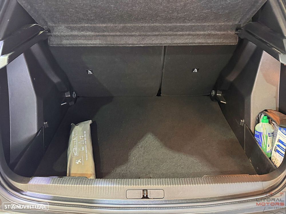 Peugeot 2008 1.2 PureTech Active - 11