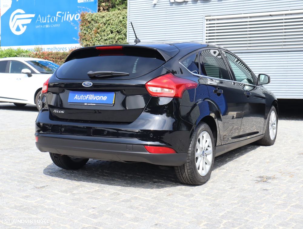 Ford Focus 1.5 TDCi Titanium - 17