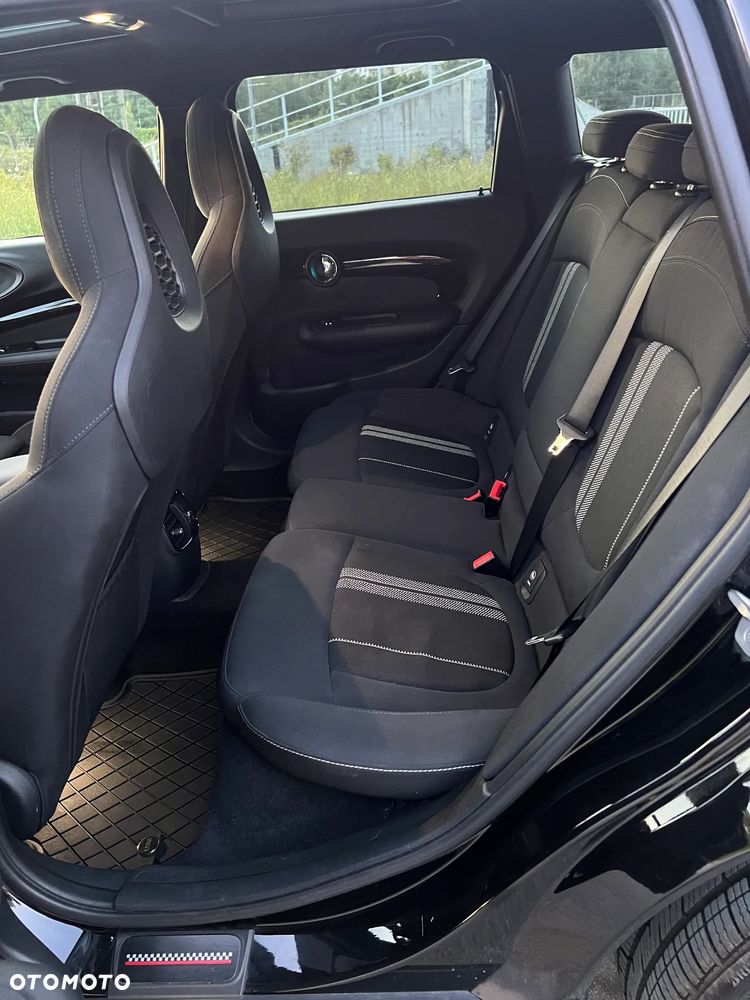 MINI John Cooper Works Clubman All4 Sport-Aut - 33