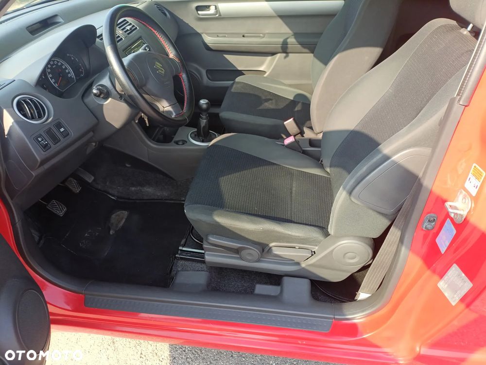 Suzuki Swift - 5