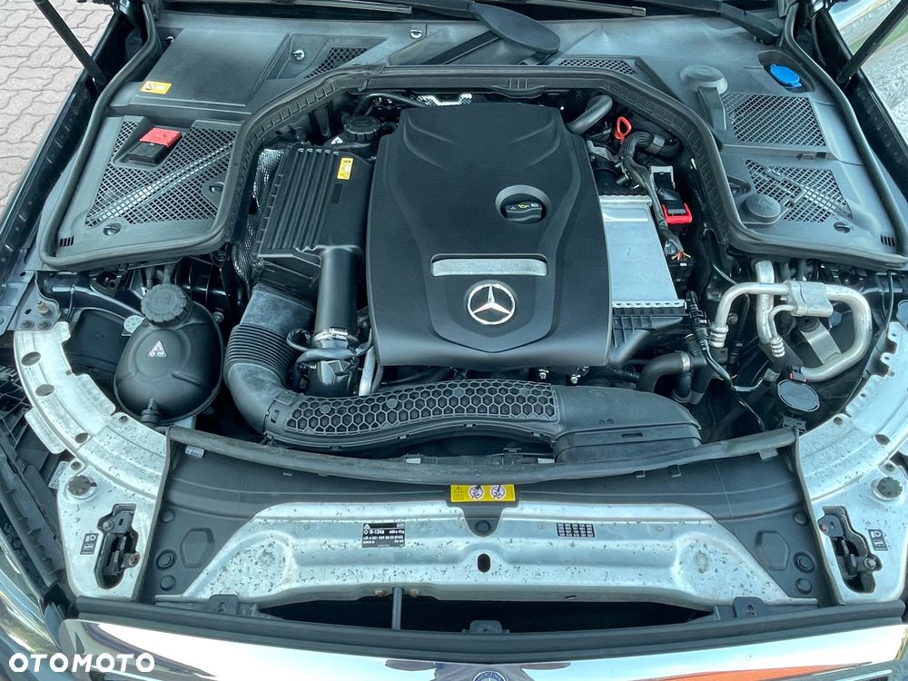 Mercedes-Benz Klasa C 180 Exclusive - 12