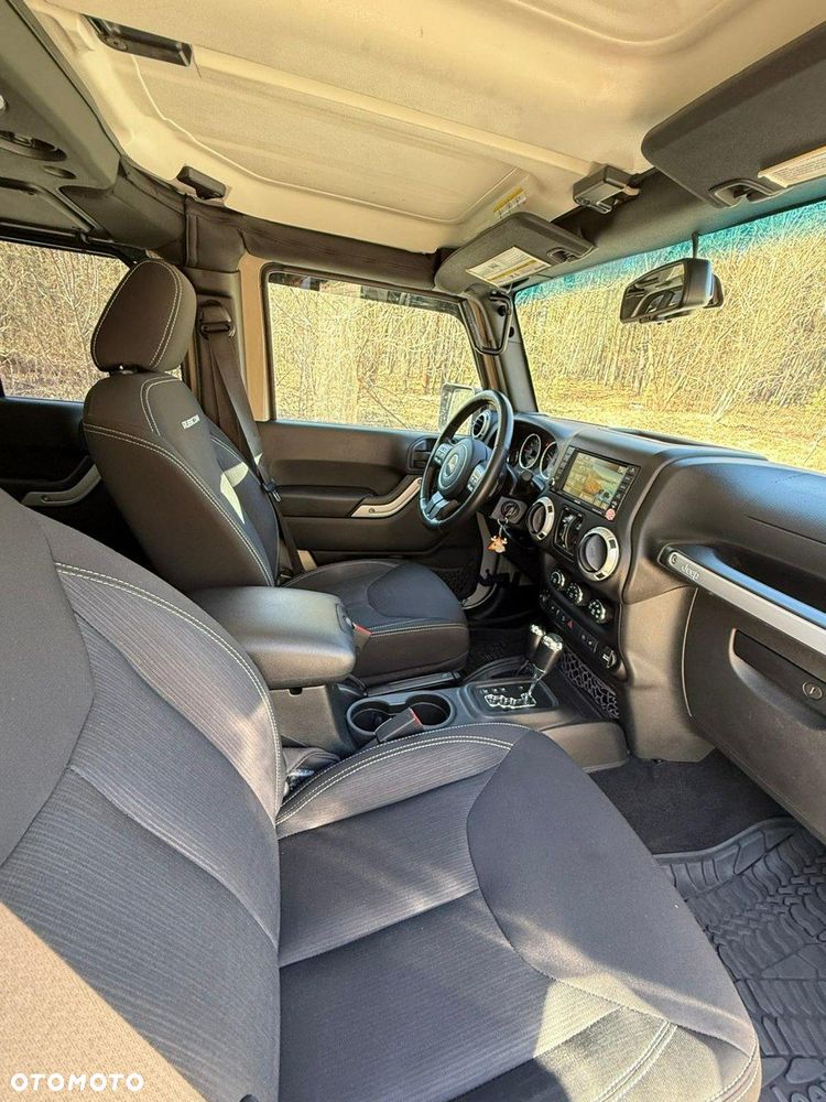 Jeep Wrangler Unlimited 3.6 Automatik Rubicon - 38