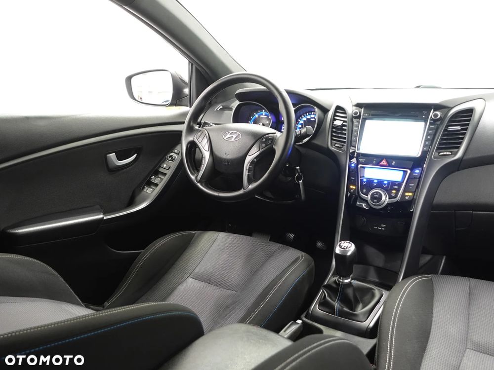 Hyundai i30 1.6 CRDI Passion - 28