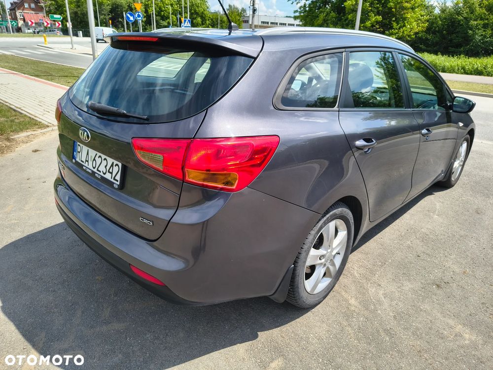 Kia Ceed 1.6 CRDi L - 4