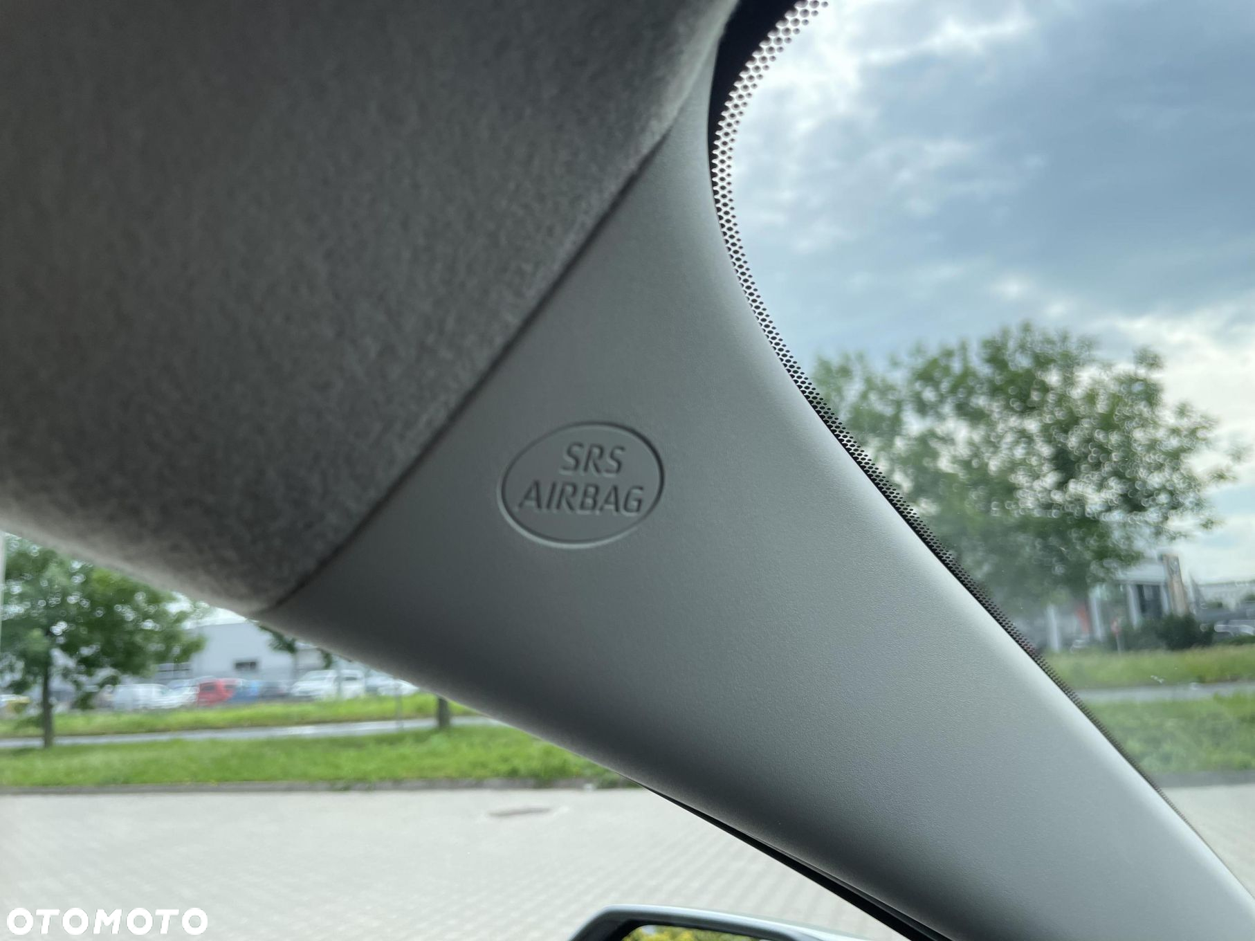 Toyota Yaris 1.5 Comfort - 25