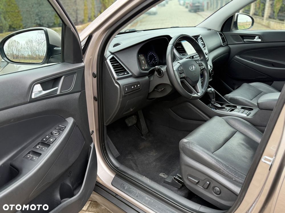 Hyundai Tucson blue 1.7 CRDi 2WD DCT Advantage - 8