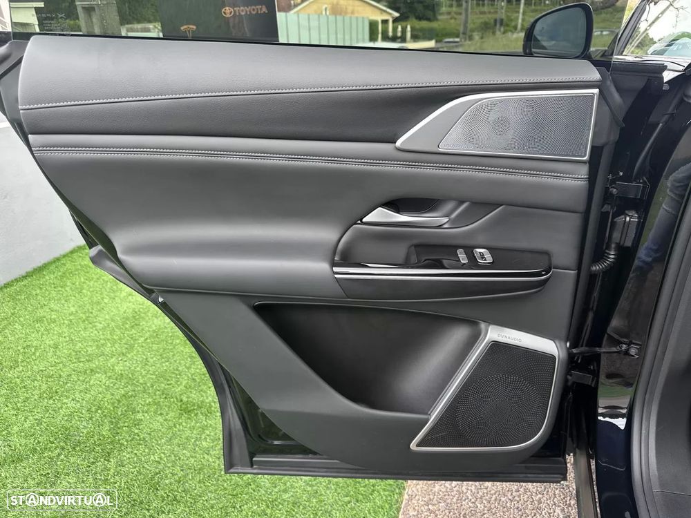 Xpeng G9 98 kWh AWD Performance + Pack Premium - 42