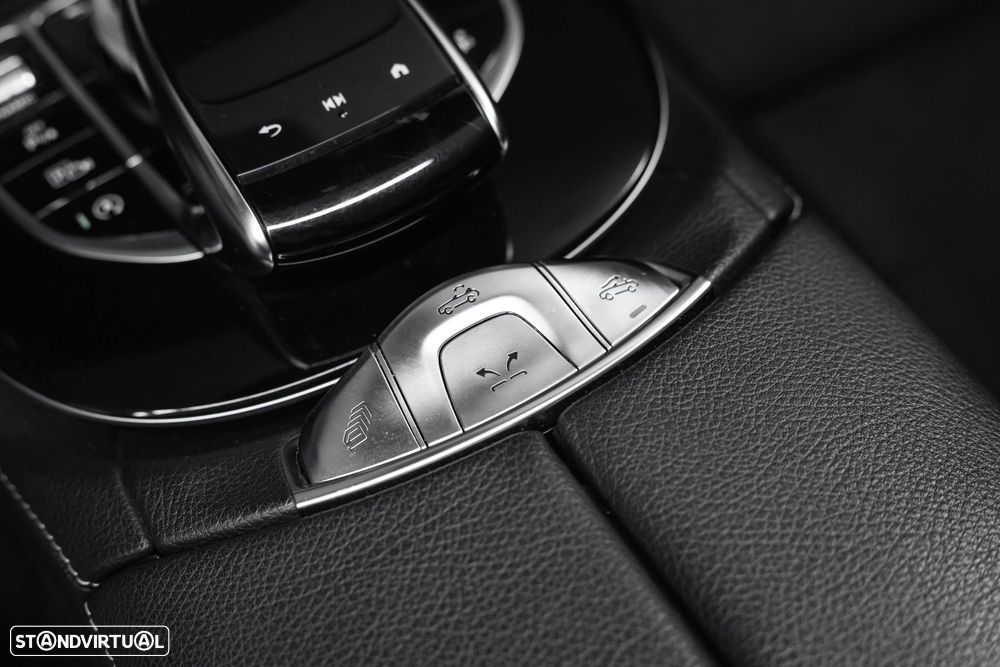 Mercedes-Benz E 220 d AMG Line Aut. - 43