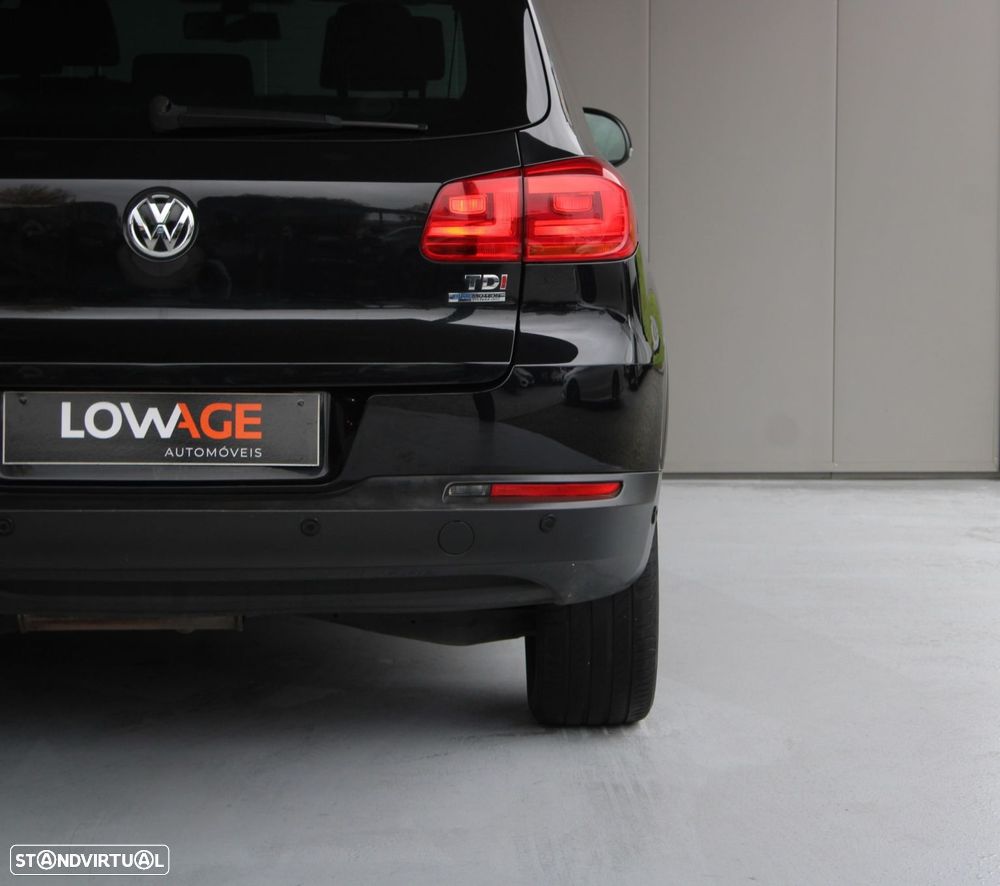 VW Tiguan 2.0 TDi Sport BlueMotion - 13