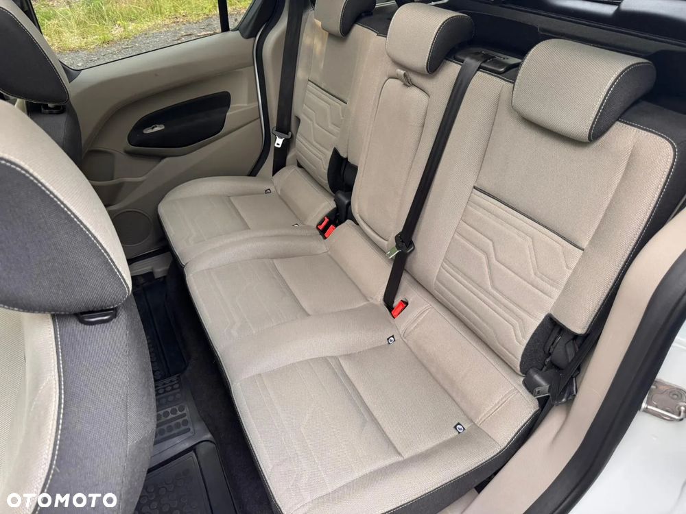 Ford Tourneo Connect 1.6 TDCi Titanium - 14